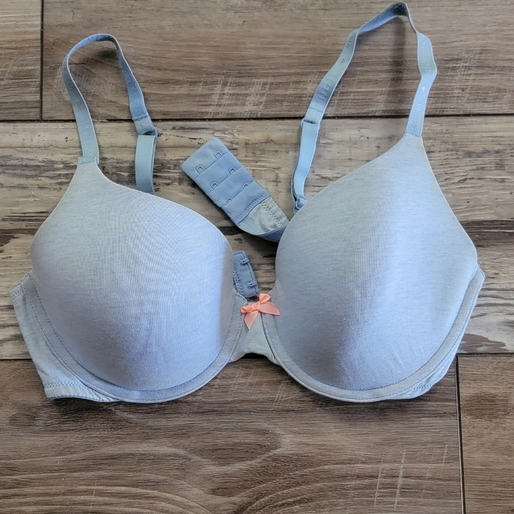 Victoria's Secret 36C Pastel Blue T Shirt Bra